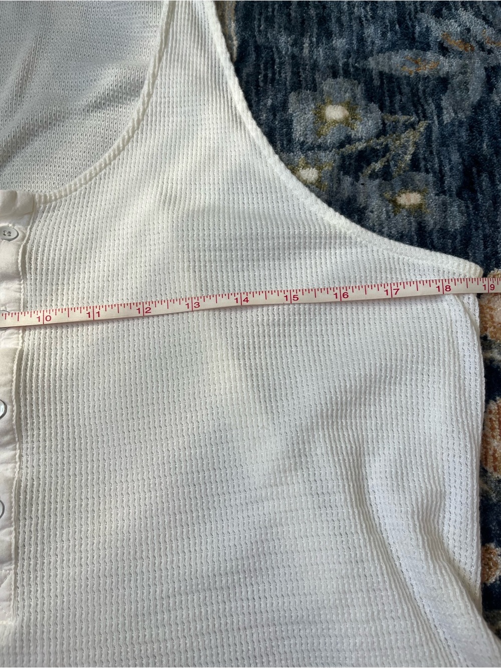TNA Cream Ribbed Henley Racerback Tank Size large - Picture 2 of 4